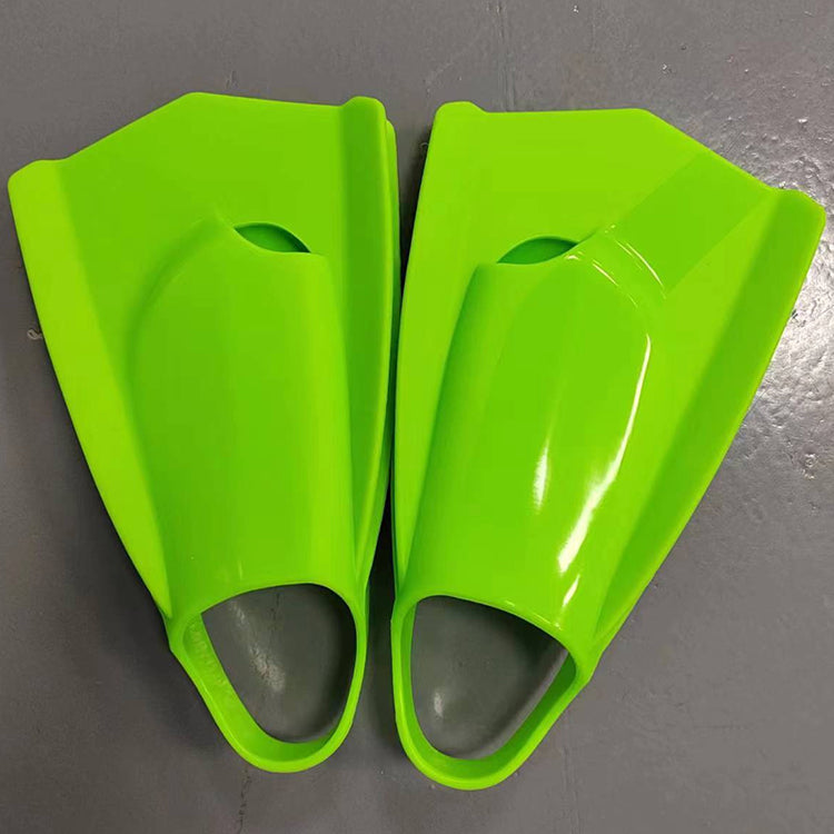Factory Direct Supply Adult Diving Training Equipment Short Flippers Soft Silicone Swimming Fins With High Quality