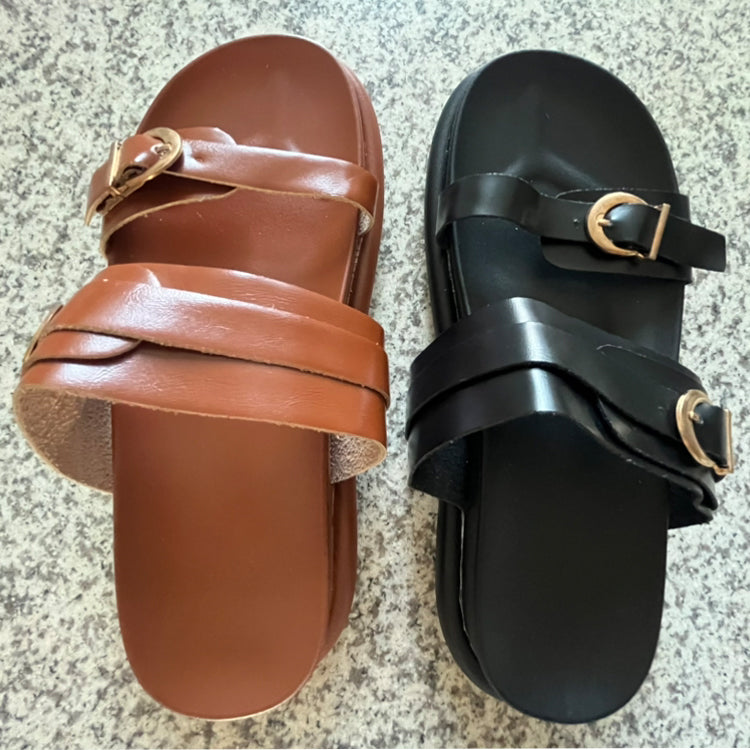 OEM Factory Women's Outdoor Sandals Summer Beach Casual Fashion Walk Shoes Ladies Buckles Metal Flat Slippers With High Quality